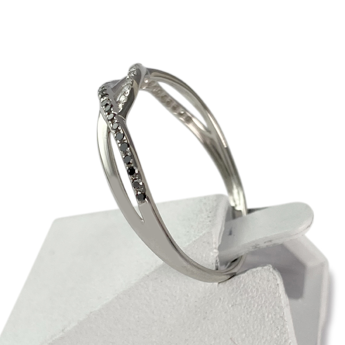 Bague d'occasion or 375 blanc diamant diamant noir - vue 2