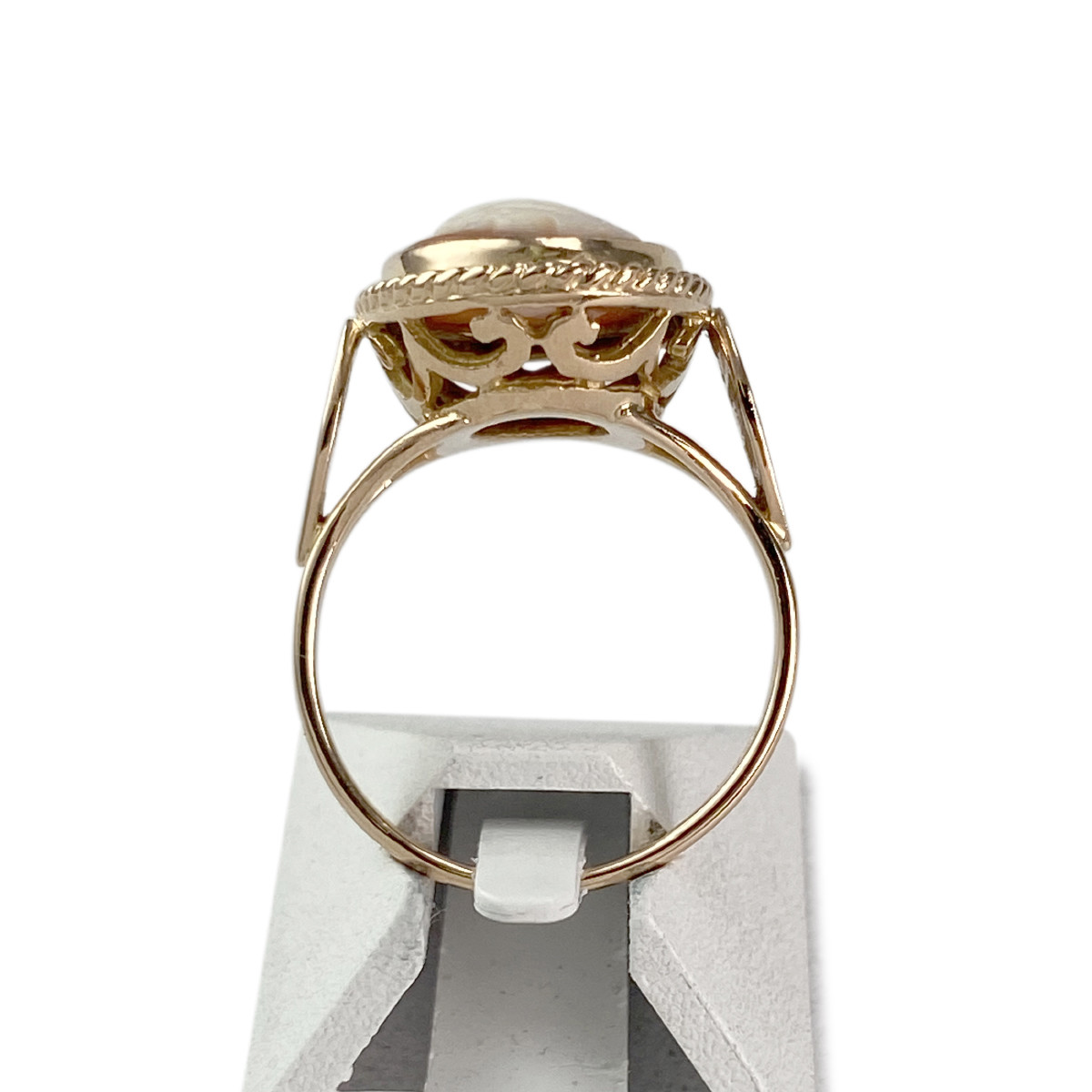 Bague d'occasion or 750 jaune camée coquille - vue 3