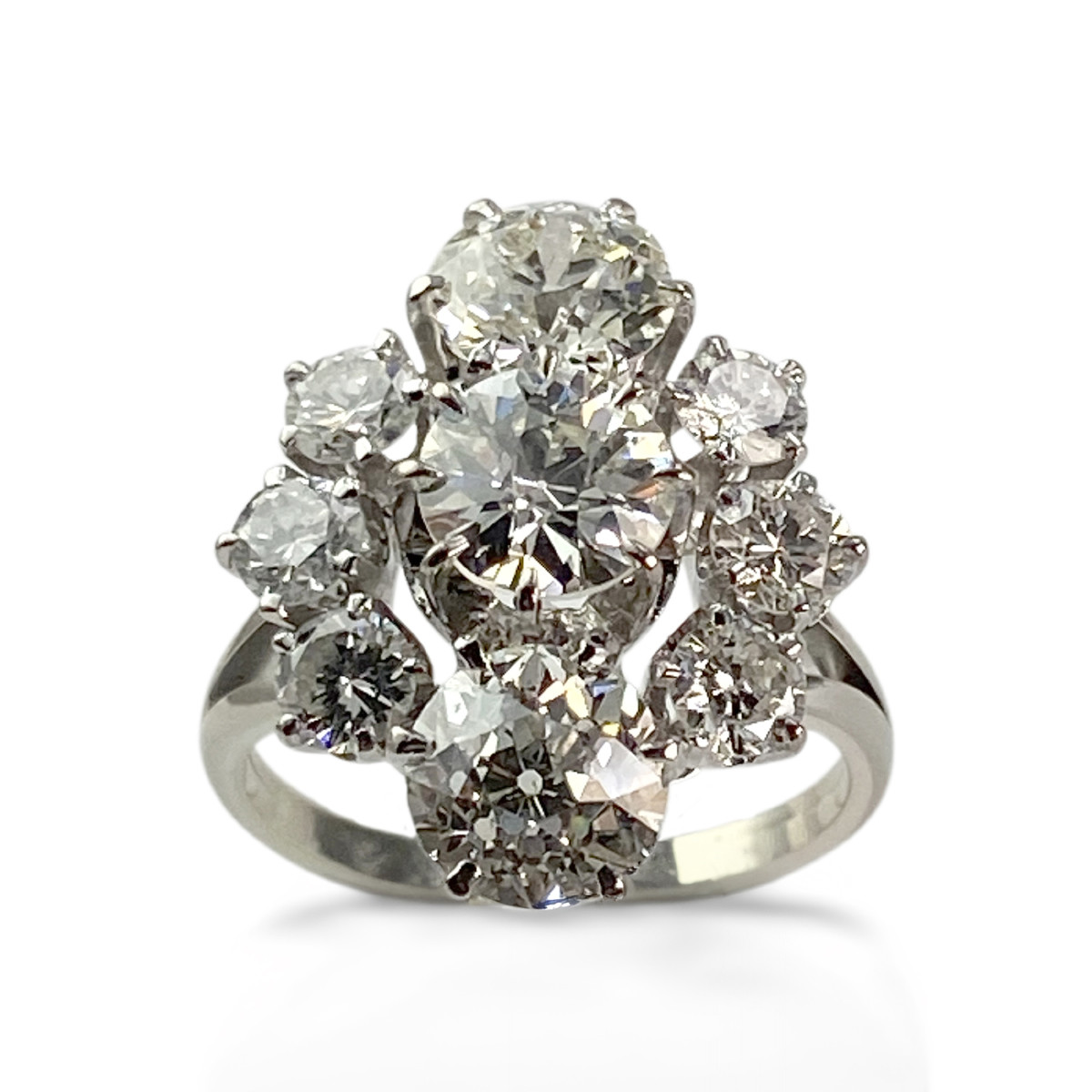 Bague d'occasion or 750 blanc fleur diamants