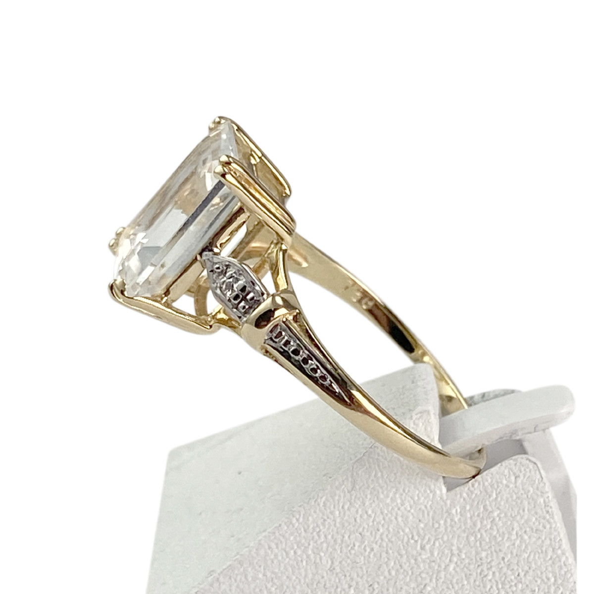 Bague d'occasion or 750 jaune aigue marine diamant - vue 2