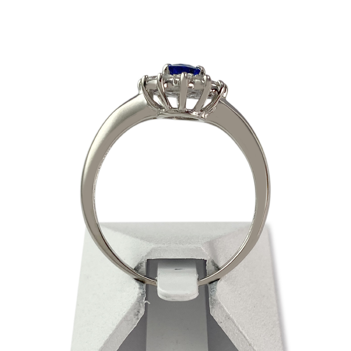 Bague d'occasion or 750 blanc fleur saphir diamants - vue 3