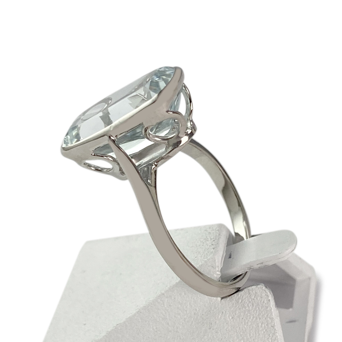 Bague d'occasion or 750 blanc aigue marine - vue 2