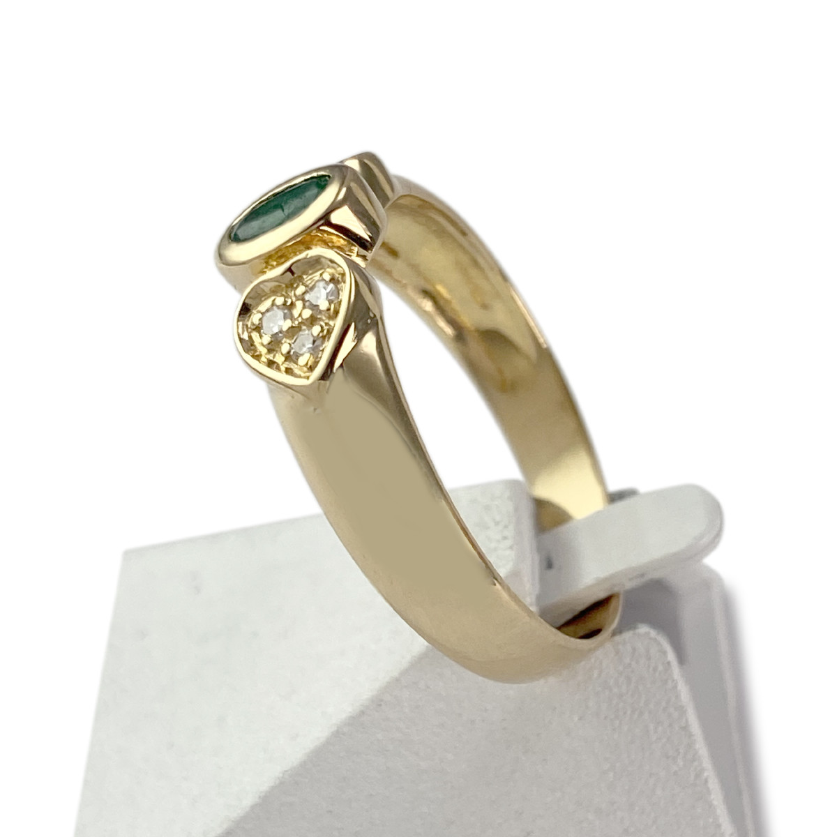 Second hand gold 750 yellow emerald diamond ring - view 2