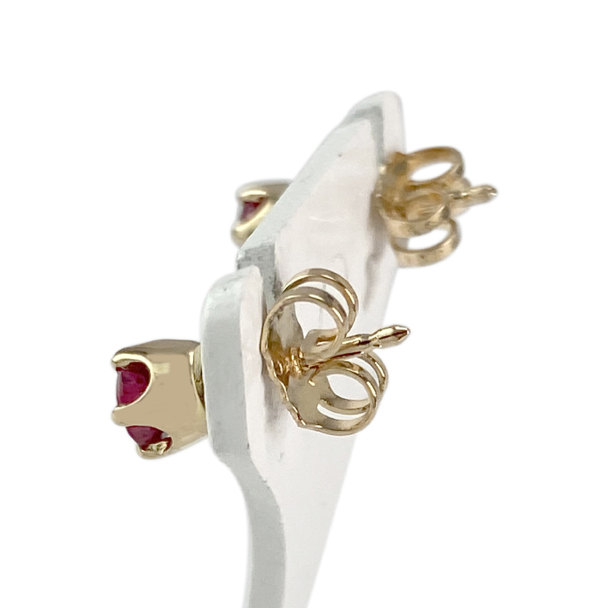 Boucles d'oreilles d'occasion or 750 jaune rubis - vue 2