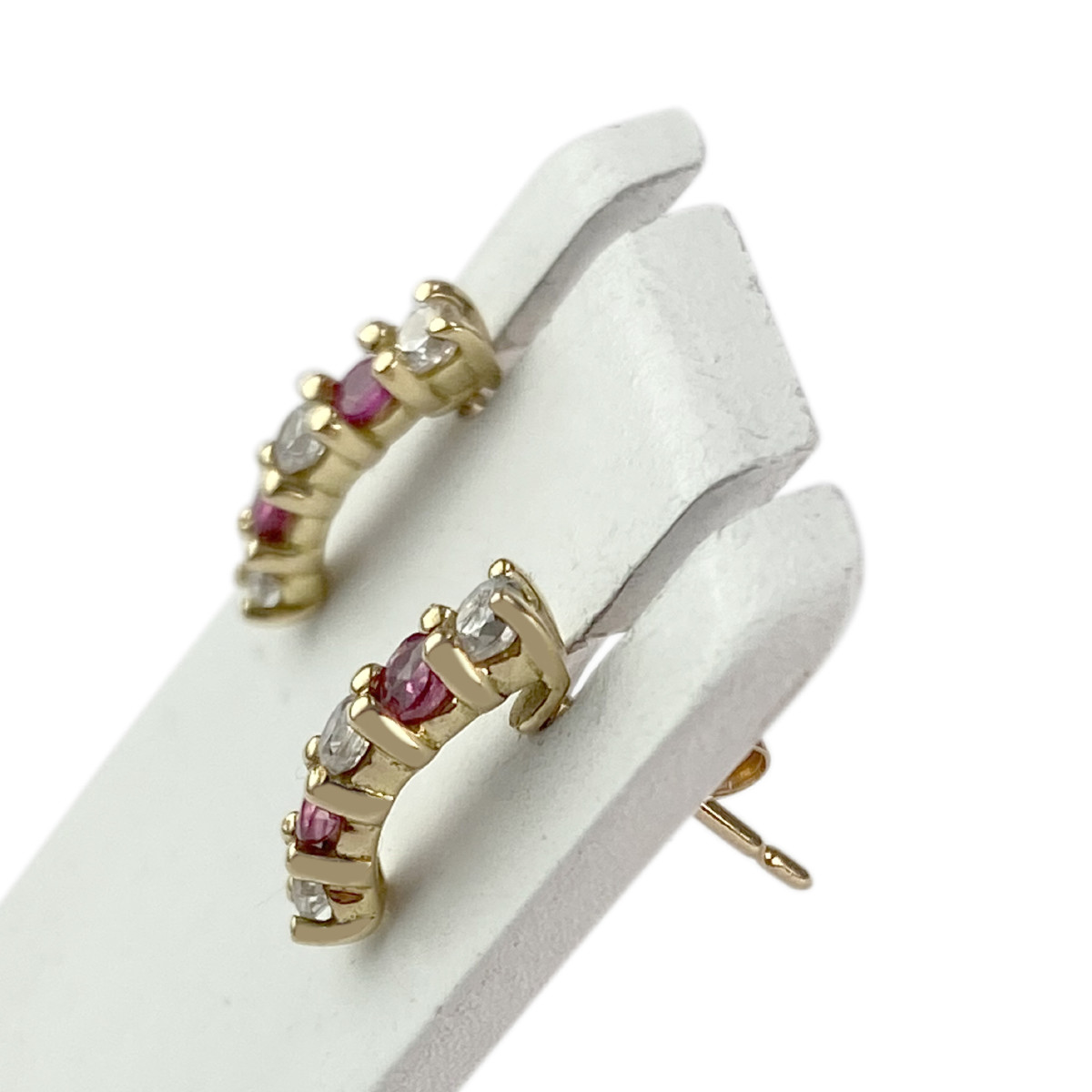 Boucles d'oreilles d'occasion or 750 jaune rubiszirconias - vue 2