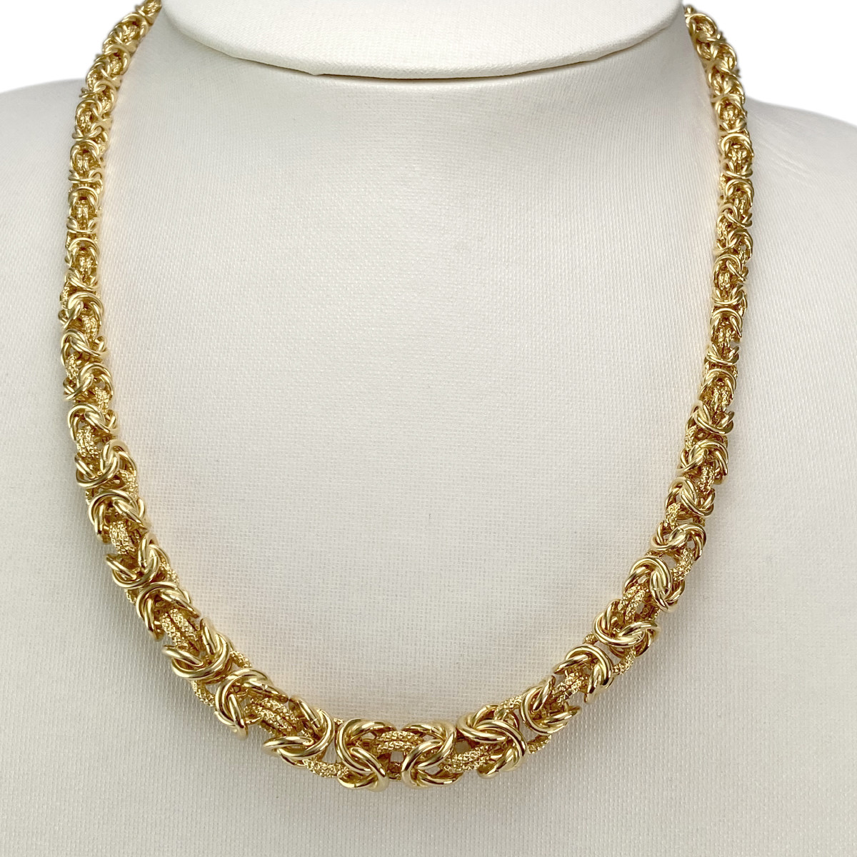 Secondhand necklace in 750 yellow gold - view 2