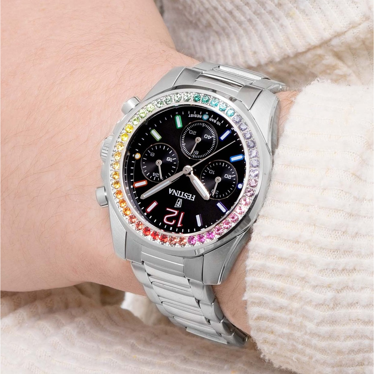 Montre FESTINA boyfriend femme bracelet acier - vue porté 1