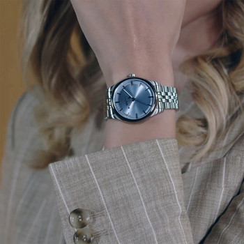 Montre BOSS business femme bracelet acier bicolore
