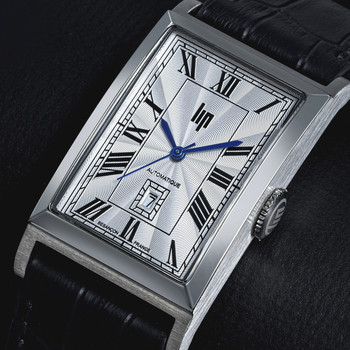Montre LIP homme automatique, bracelet cuir noir