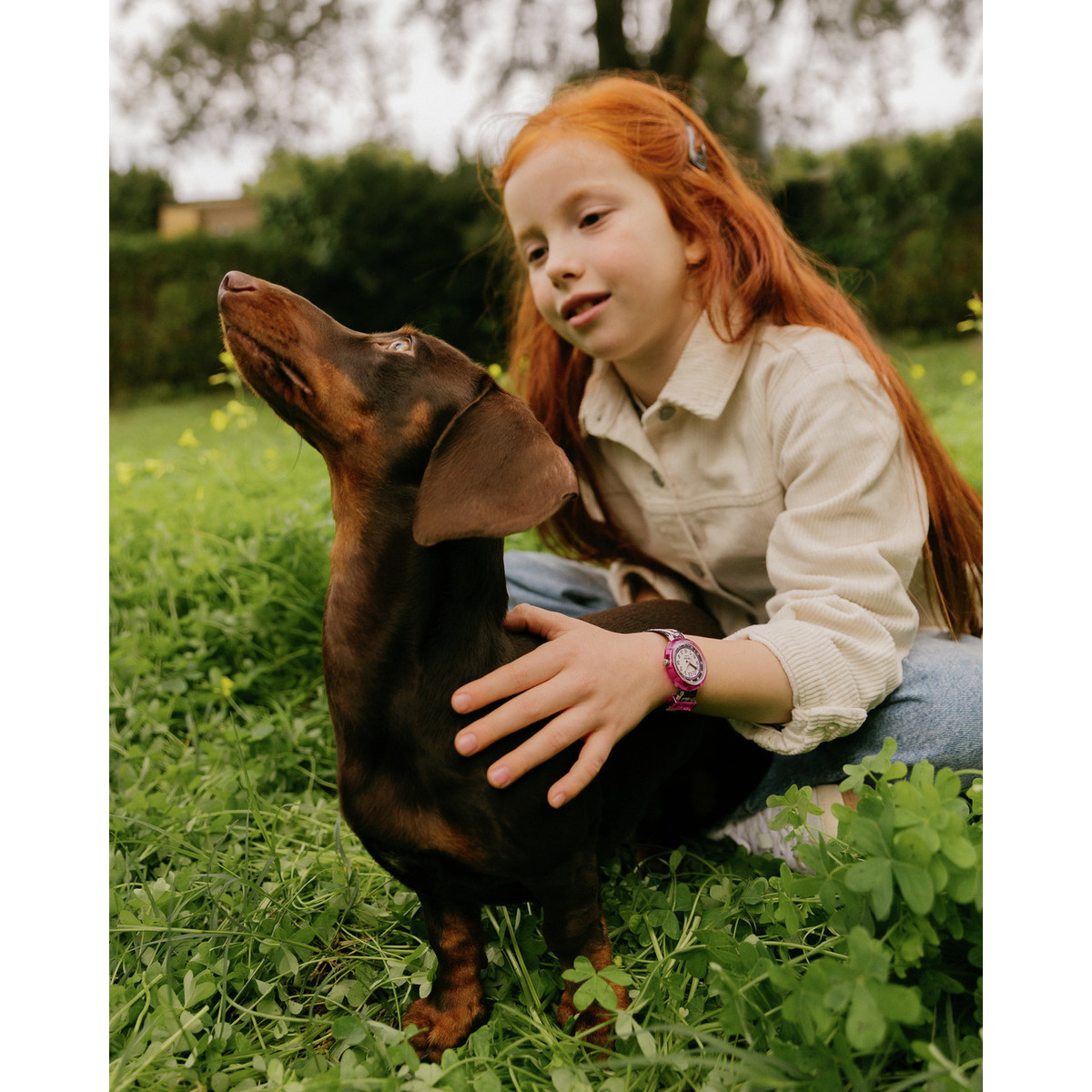 Montre FLIK FLAK WOOF WOOF TIME enfant bracelet pet recycle noir - vue porté 1