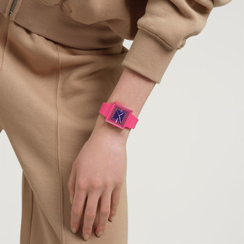 Montre SWATCH Essentials mixte cadran rose bracelet silicone rose