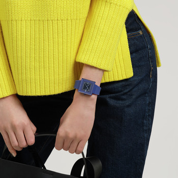 Montre SWATCH essentials mixte cadran bleu bracelet silicone bleu