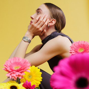 Montre SWATCH blossom time femme cadran gris bracelet acier inoxydable