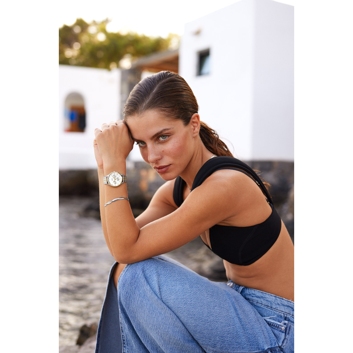 Montre CLUSE Minuit Multifunction femme cadran blanc bracelet acier bicolore - vue porté 2