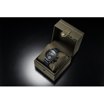 Montre AVI-8 homme chronographe acier cuir gris