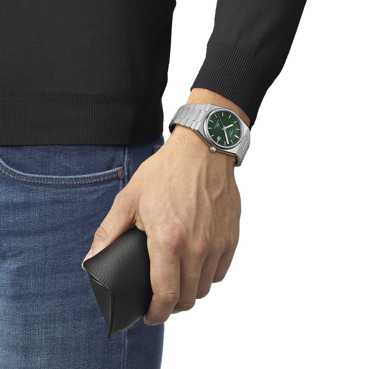 Montre TISSOT T-CLASSIC PRX POWERMATIC 80 homme automatique cadran vert bracelet acier inoxydable - vue porté 1