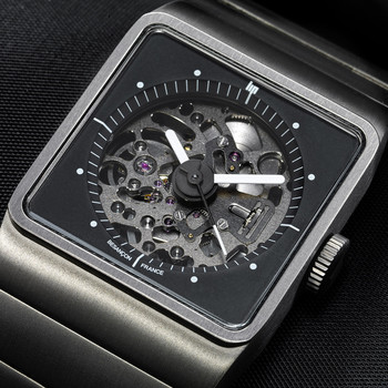 Montre LIP Big Titane homme automatique, bracelet titane gris
