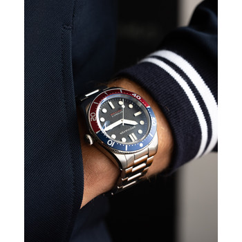 Montre SPINNAKER Croft Mid Size homme automatique bracelet acier