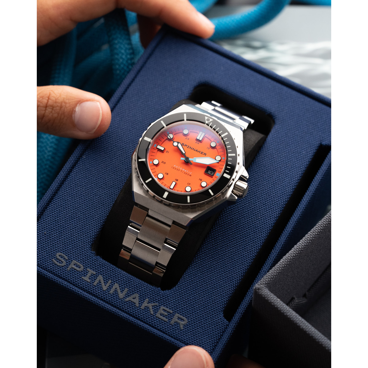 SPINNAKER Dumas automatisch herenhorloge met stalen armband - bekijk D2