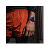 Montre TISSOT Touch collection homme solaire, bracelet silicone bleu - vue Vporté 4