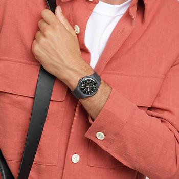 Montre SWATCH essentials homme bracelet matériau biosourcé gris