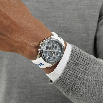 Montre BOSS Strike Chrono homme cadran bleu bracelet silicone blanc