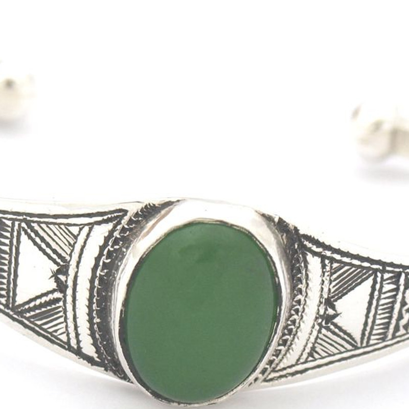 Bracelet touareg médaillon vert
