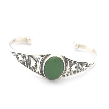 Toeareg armband met groen medaillon