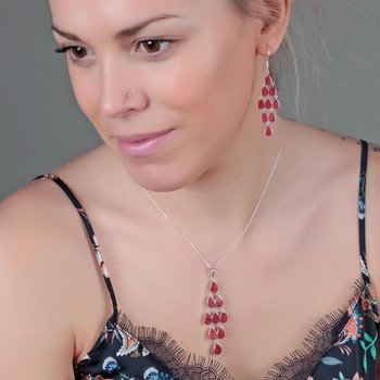Pendentif Chandelier gouttes de corail rouge serties d' argent