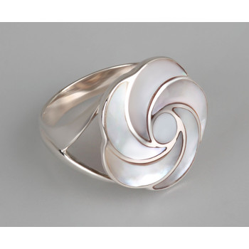 Bague en Forme de Fleur en spirale en Nacre Blanche et Argent massif
