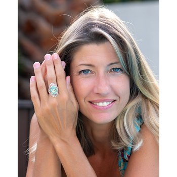 Bague en Argent Massif Stylisé avec Nacre Abalone | Aden Boutique