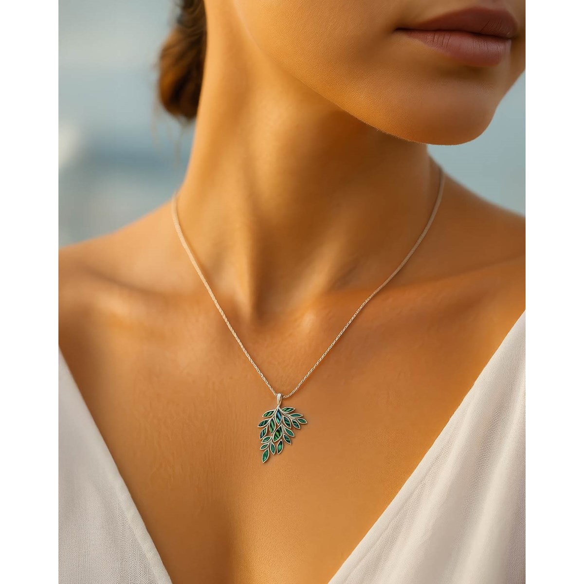 Pendentif Zeliana Feuille Nacre Verte sur Argent 925 | Collection Naturelle - vue 2