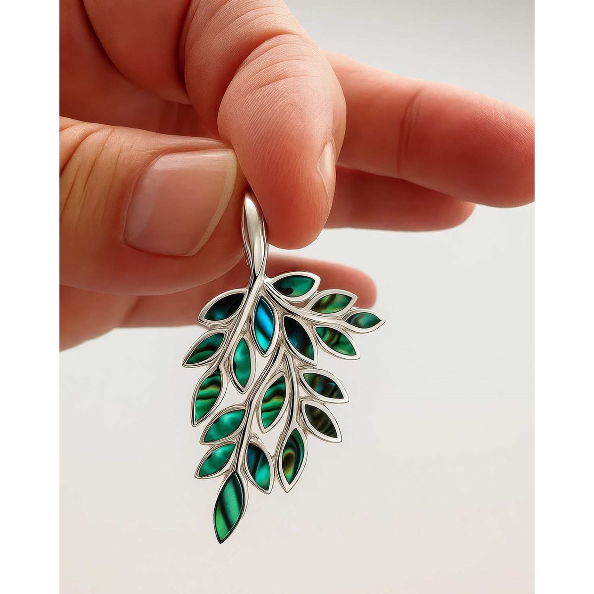 Pendentif Zeliana Feuille Nacre Verte sur Argent 925 | Collection Naturelle - vue 3