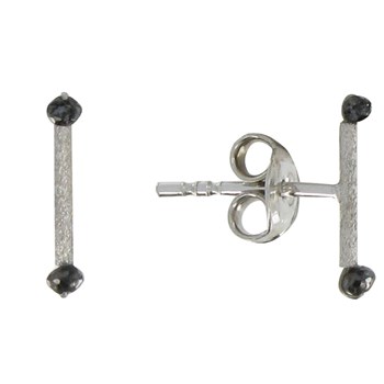 Boucles d'Oreilles Bâton en Argent 925 Brossé et ses 2 Diamants Noirs