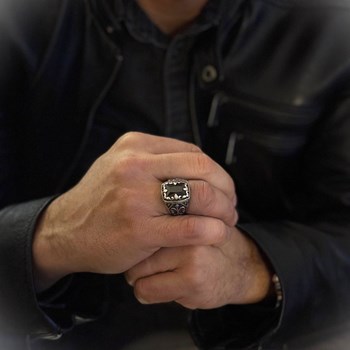 Chevalière Homme Argent L'esprit Du Roi Onyx Noir