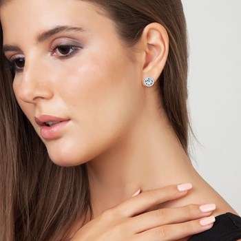 SC Crystal point-of-light earrings with sparkling crystals