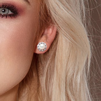 Clous d'Oreilles FLEUR Perles d'Eau Douce Boutons 8-9 mm Blanches Joaillerie Argent 925