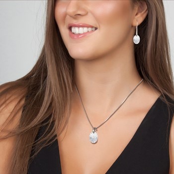 SC Crystal earrings with sparkling crystals