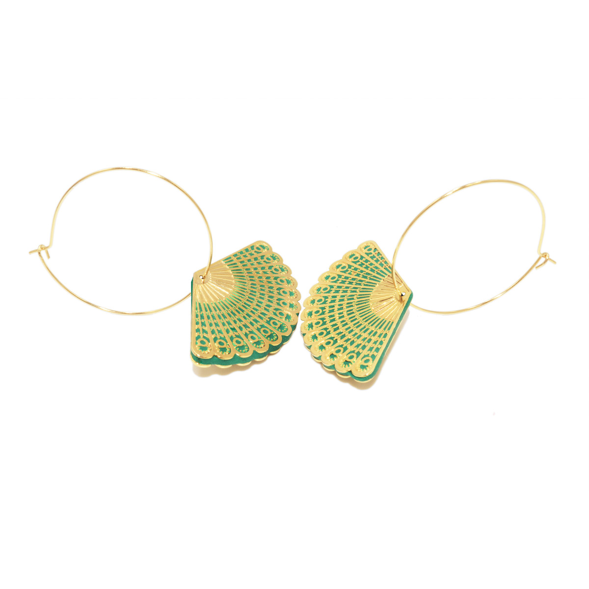 Boucles d'oreilles créoles avec médaille éventail colorée doré à l 'or fin - vue 2