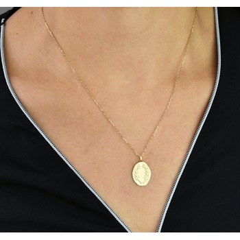 Gold plated 750 3 microns laurel wreath medallion necklace