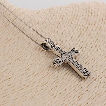 Pendentif Croix en Corail Rouge & Argent Rhodié - Symbole Sacré | Aden