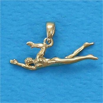 Pendentif natation nageuse de crawl nouvelle édition - Plaqué or
