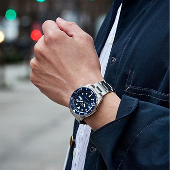 Montre Seiko 5 sport automatique acier cadran bleu