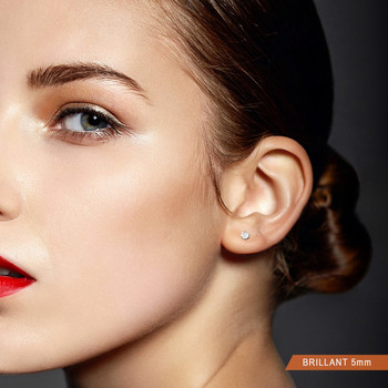 Boucle d'oreille en or blanc avec zircon blanc de 5mm  (vendue à l'unité/non à la paire)