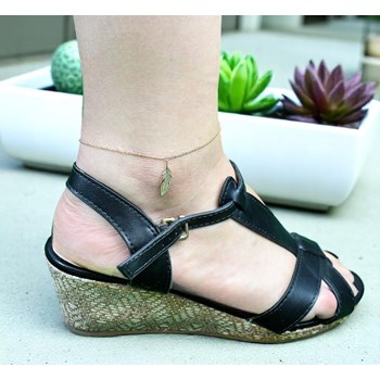 Gold-plated 750 3-micron feather anklet chain