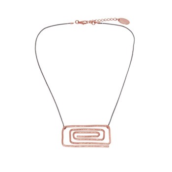Collier en plaqué or rose avec chaîne, carré martelé à la main - Bijou de créateur