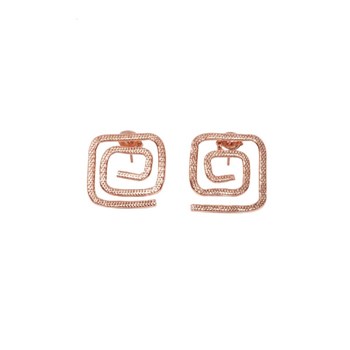 Boucles d'oreilles en plaqué or rose, twisty carré martelé à la main - Bijou de créateur