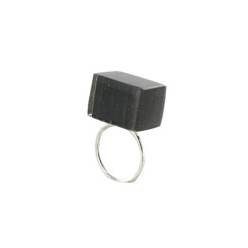 Rectangle Ring in 925 Sterling Silver and Black Laminated Glass