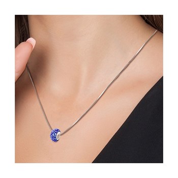 Necklace adorned with sparkling crystals