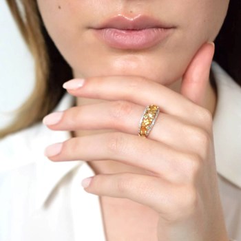 Bague ' Gabrielle' Or jaune et Multipierres